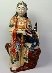 японская антикварная фарфоровая статуэтка в виде Бодхисатвы