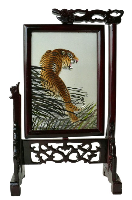 интерьерный экран с вышивкой Тигр на охоте