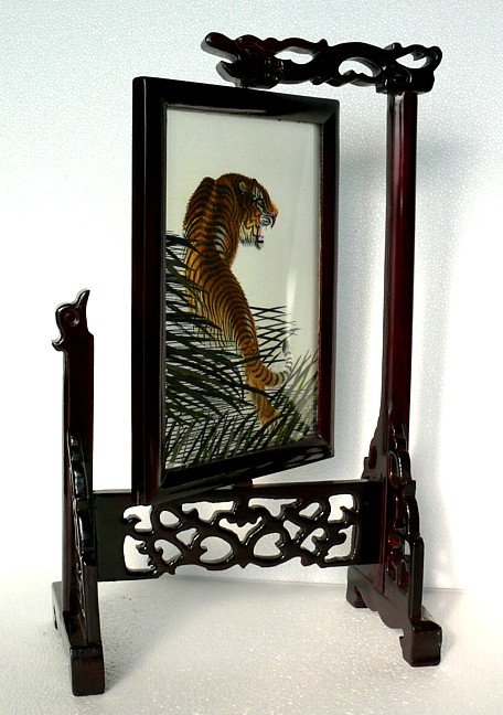 интерьерный экран с вышивкой Тигр на охоте