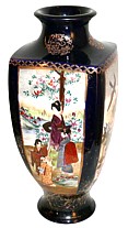 Фарфоровая ваза Сацума конца эпохи Эдо с росписью в виде красавиц в саду. Японский антиквариат и интерьер. 