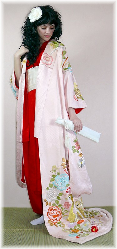 японский винтаж" шелковое кимоно фурисодэ с вышивкой