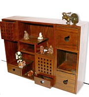 полочка для нецке, Япония