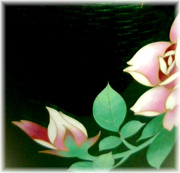 деталь дизайна японской вазы клуазоне