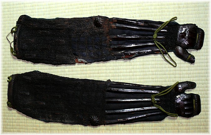 зашитные рукава самурайских доспехов КОТЭ, конец 16 в.